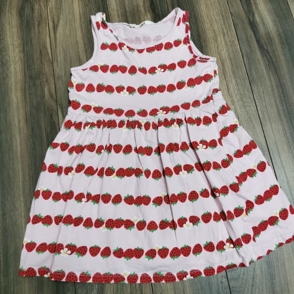 H&M kids strawberry sleeveless dress - Picture 3 of 6